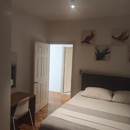 Zo Apartment